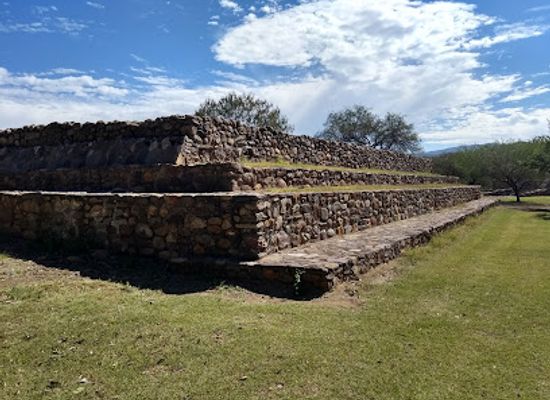 mexico/pacific-coast/landmark/los-toriles