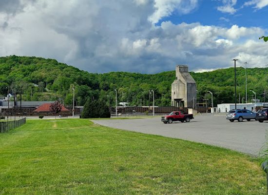 west-virginia/bluefield/landmark/the-railyard