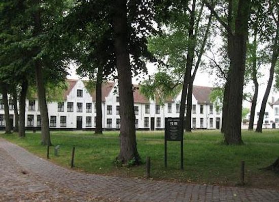 belgium/ghent/landmark/begijnhof-24