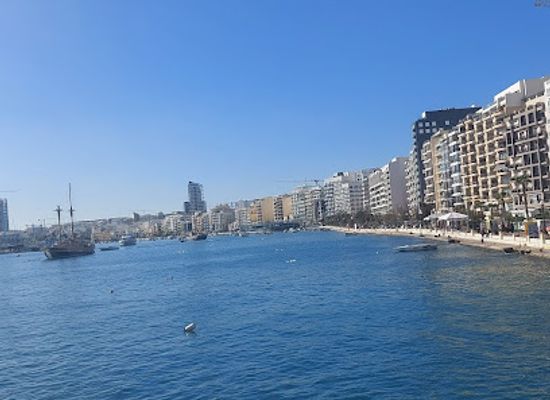 malta/sliema/landmark/busy-bee-cafe-sliema