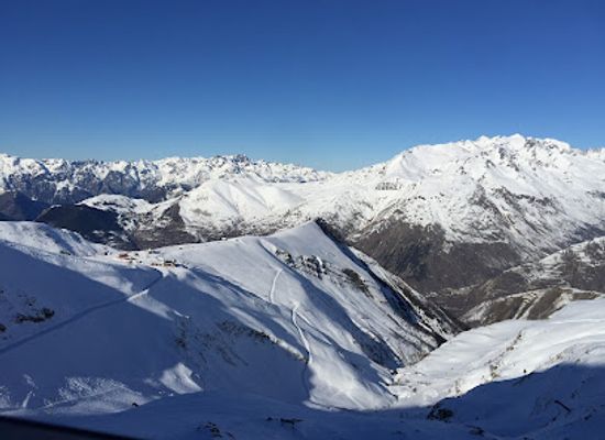 france/les-deux-alpes/landmark/saloon-deux-alpes