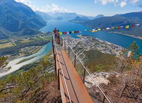 norway/more-og-romsdal/landmark/rampestreken