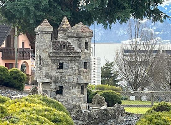 liechtenstein/triesenberg/landmark/central-plaza