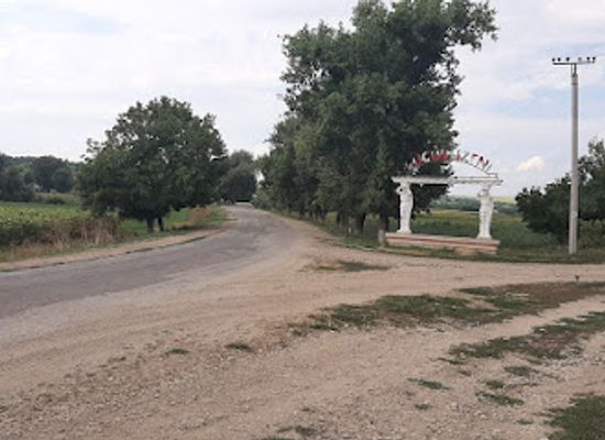 moldova/orhei-county/landmark/izvorul-din-satul-cucuruzeni