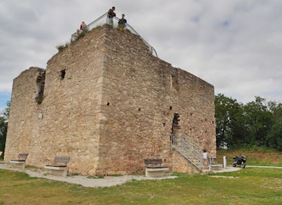 austria/lake-neusiedl/landmark/tabor-ruine