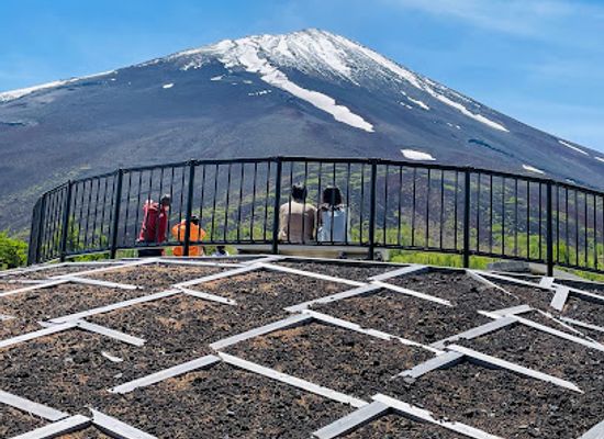 japan/mount-fuji/landmark/hinode-observatory-deck