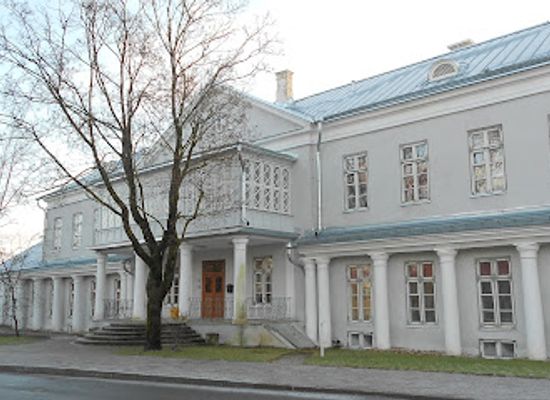 estonia/haapsalu/landmark/de-la-gardie-loss