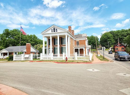 illinois/galena-territory/landmark/washburne-house-state-historic-site