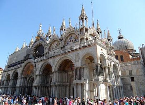 italy/venice/landmark/p-za-san-marco-piazzetta-s-marco