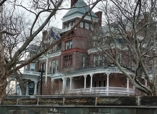 new-york/mohawk-valley/landmark/new-york-state-executive-mansion