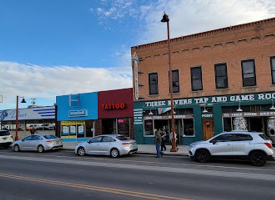 new-mexico/farmington/landmark/three-rivers-tap-game-room