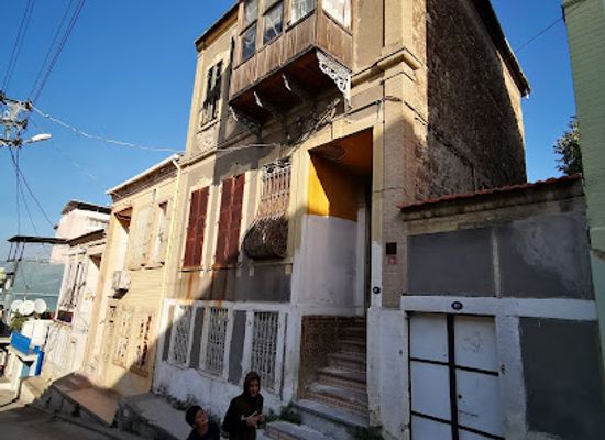 turkiye/izmir/landmark/patlicanli-yokusu