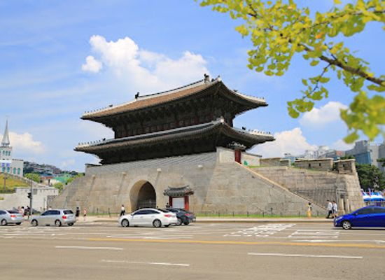 south-korea/yeongseo-region/landmark/heunginjimun-gate-dongdaemun