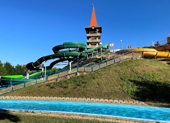 hungary/zalaegerszeg/landmark/aquacity-waterslide-and-adventure-park