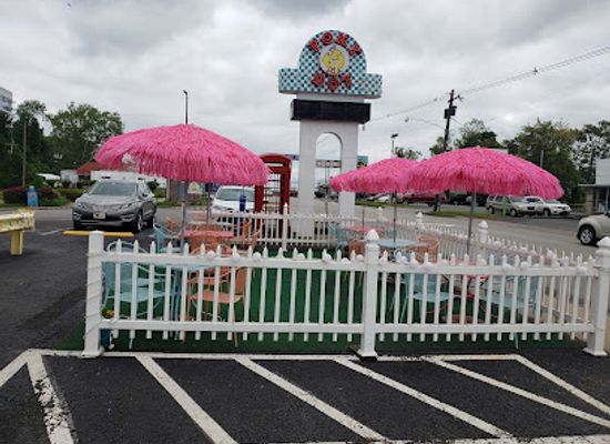west-virginia/fairmont/landmark/poky-dot