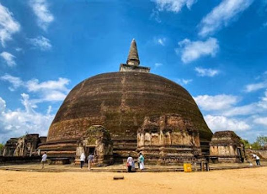 sri-lanka/polonnaruwa-district/landmark/rankoth-vehera