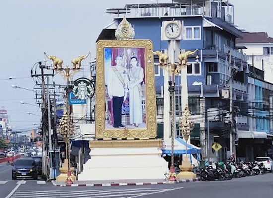 thailand/hua-hin/plearn-wan/landmark/hua-hin-clock-tower