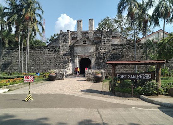 philippines/cebu/landmark/plaza-independencia