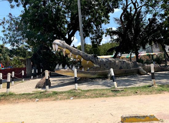kenya/mombasa-beach/landmark/mamba-village-centre