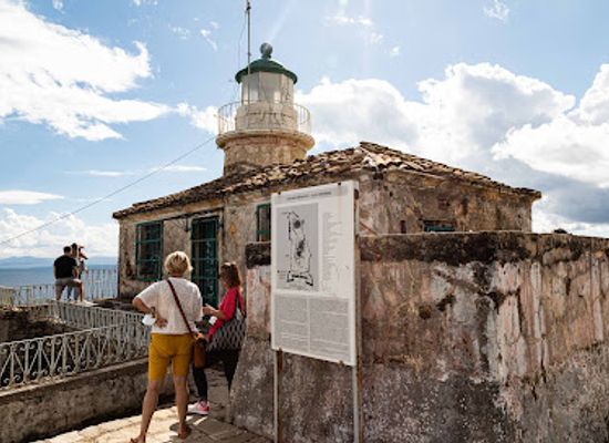 greece/corfu/corfu-old-town/landmark/old-fortress-lighthouse