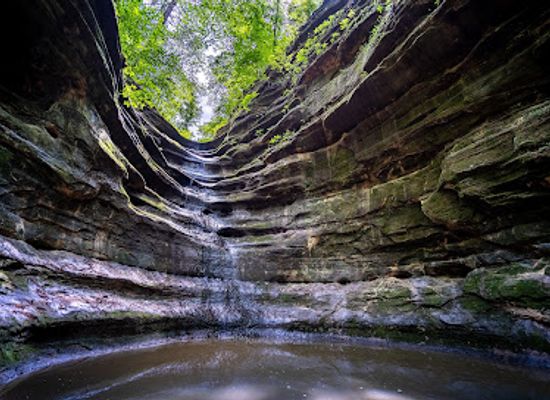 illinois/starved-rock-state-park/landmark/french-canyon
