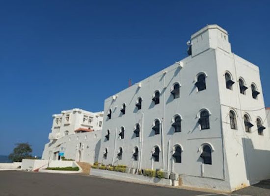ghana/dagbon/landmark/osu-castle