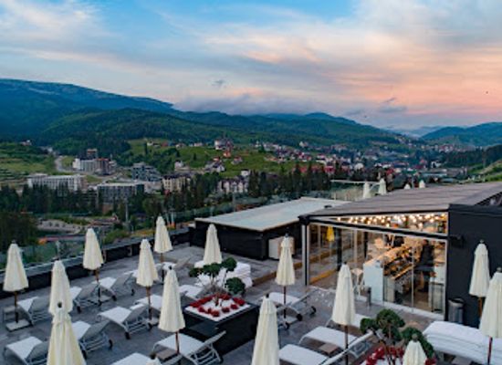 ukraine/bukovel/landmark/sky-garden-by-mountain-residence