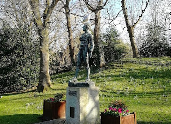 ireland/dublin/st-stephen-s-green/landmark/robert-emmet