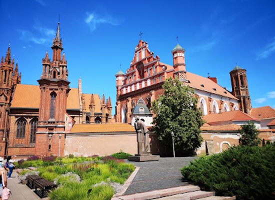 lithuania/suvalkija/landmark/yellow-vilnius-free-walking-tour