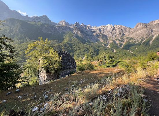 albania/valbona-valley-national-park/landmark/valbona-theth-hiking-trail