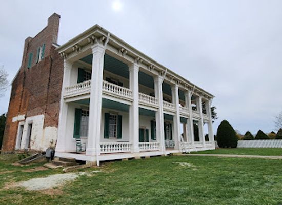 tennessee/middle-tennessee/landmark/carnton-visitors-center