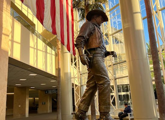 california/costa-mesa/landmark/john-wayne-statue