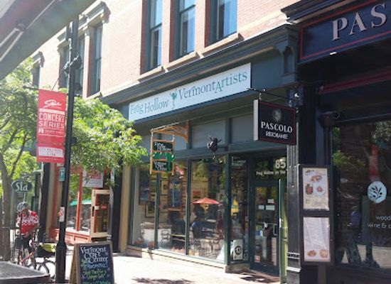 vermont/chittenden-county/landmark/frog-hollow-vermont-state-craft-center