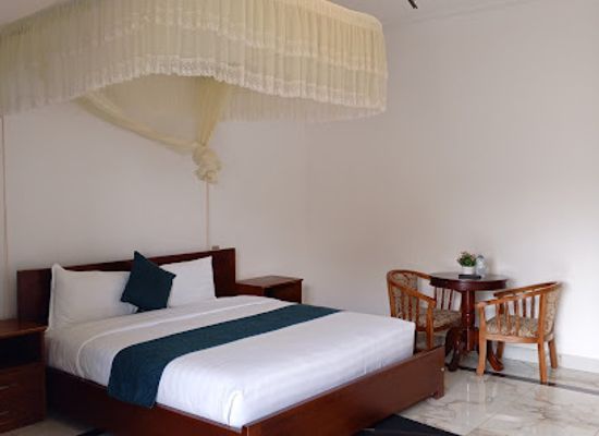uganda/fort-portal/landmark/fort-breeze-hotel