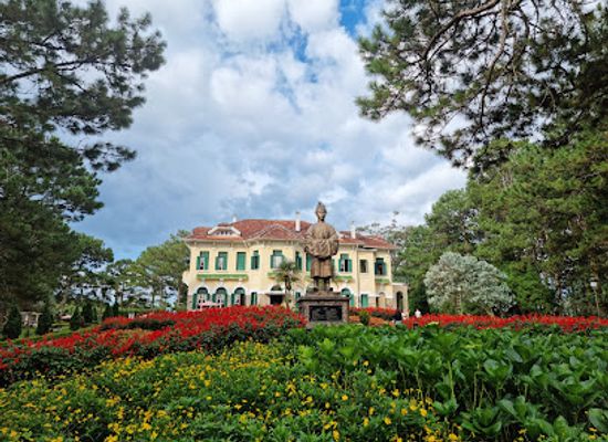 vietnam/da-lat/landmark/bao-dai-palace-1