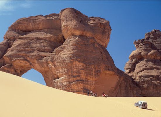 libya/tadrart-acacus/landmark/akakus-mountains