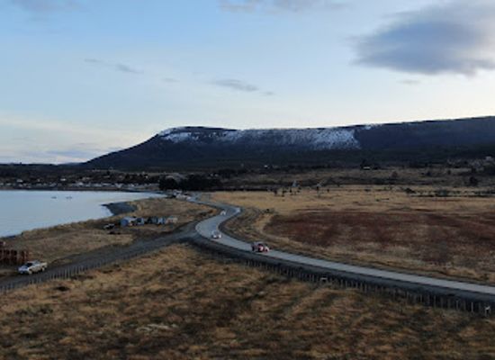 chile/magallanes-and-chilean-antarctica-region/landmark/hito-de-la-mitad-de-chile