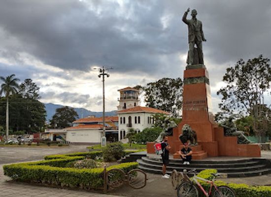 costa-rica/san-jose/landmark/parque-metropolitano-la-sabana