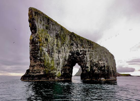 faroe-islands/sorvagur/landmark/ferry-port-sorvagur-to-mykines