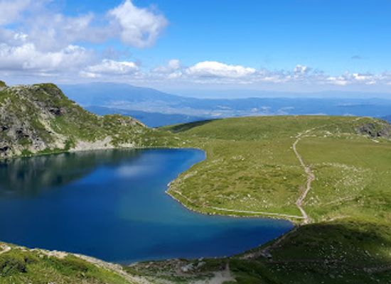 bulgaria/rila-mountain/landmark/lake-peak-2657-mamsl