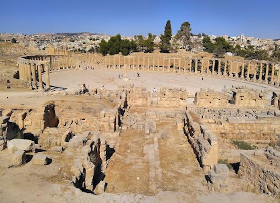 jordan/jerash/landmark/oval-plaza