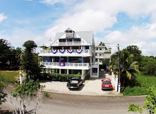 belize/punta-gorda/landmark/the-sea-front-inn