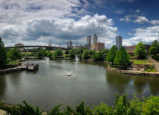oklahoma/tulsa/landmark/veterans-park