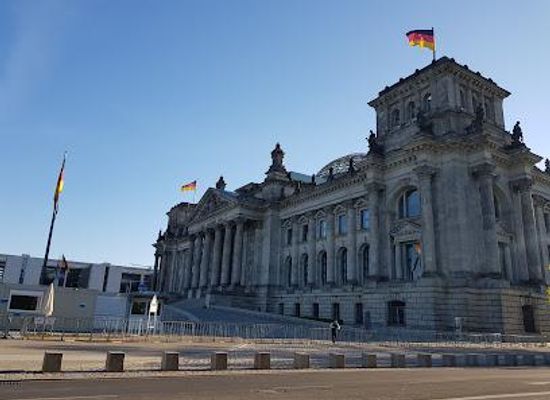 germany/brandenburg/landmark/platz-d-republik