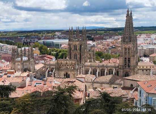 spain/burgos/landmark/tren-turistico-de-burgos