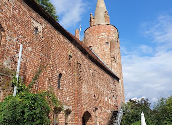 germany/mecklenburg/landmark/burg-klempenow