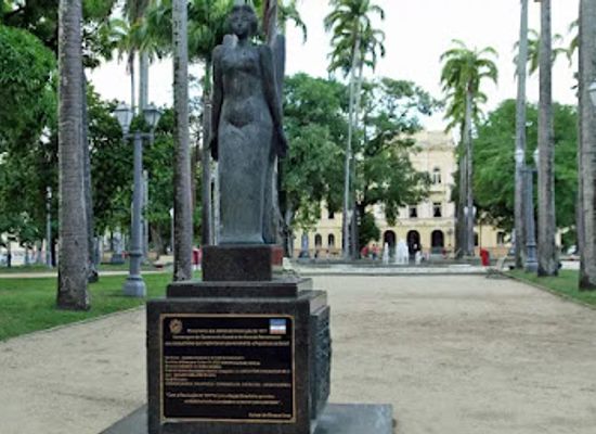 brazil/recife/landmark/monumento-aos-herois-da-revolucao-de-1817