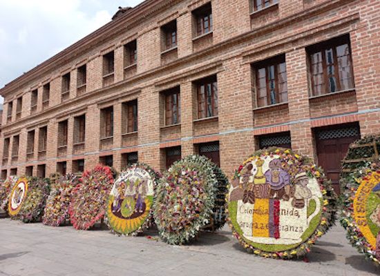 colombia/medellin/landmark/comfama-vasquez-building