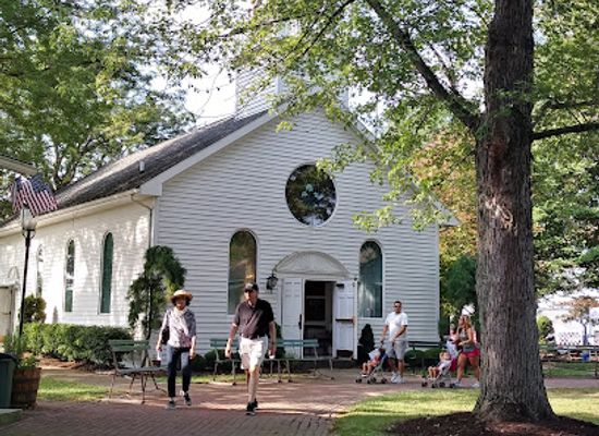 ohio/western-reserve/landmark/western-reserve-village