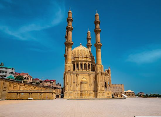 azerbaijan/shirvan-region/landmark/heydar-mosque
